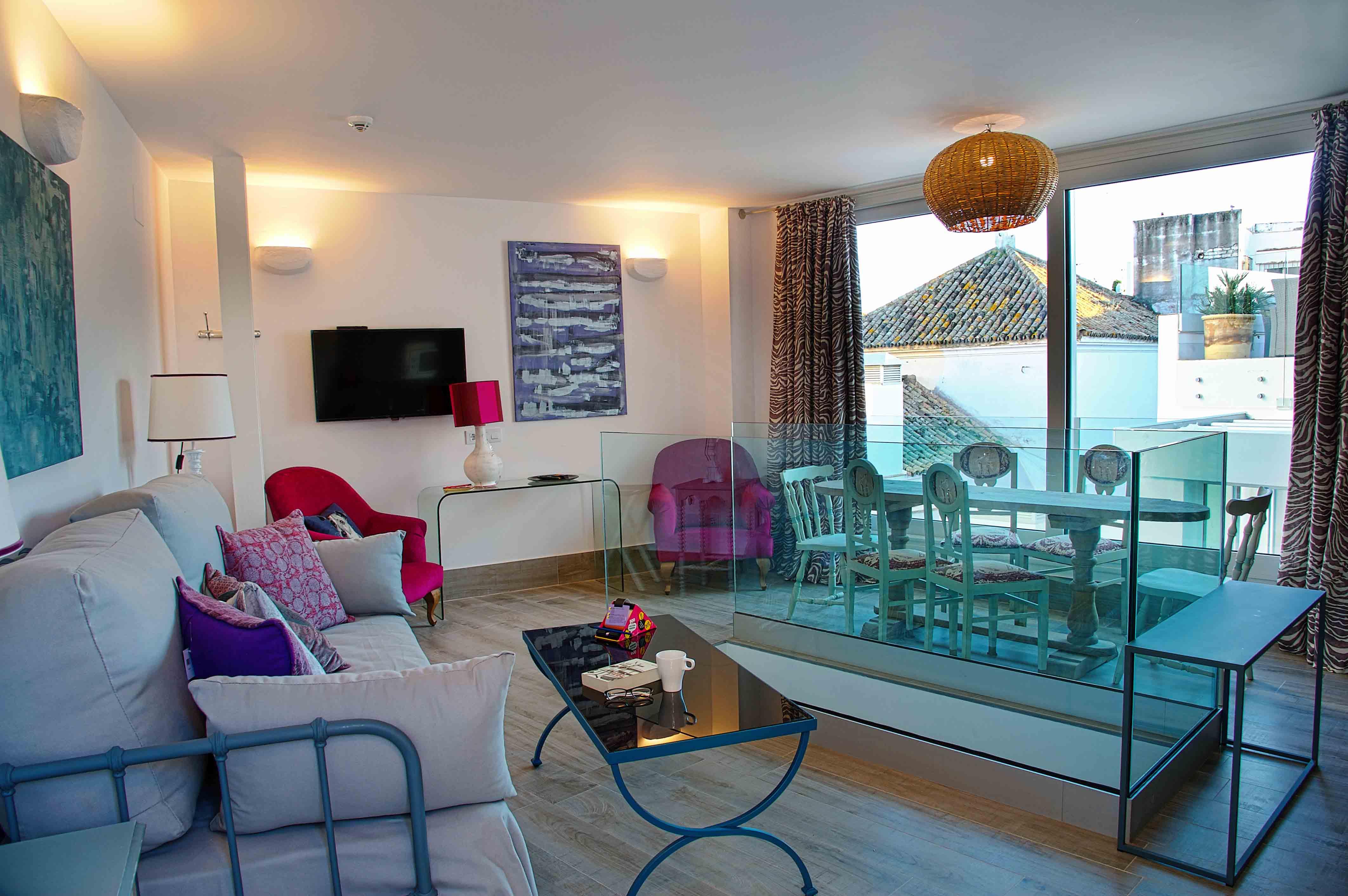 Overland Suites Catedral Севилья Экстерьер фото