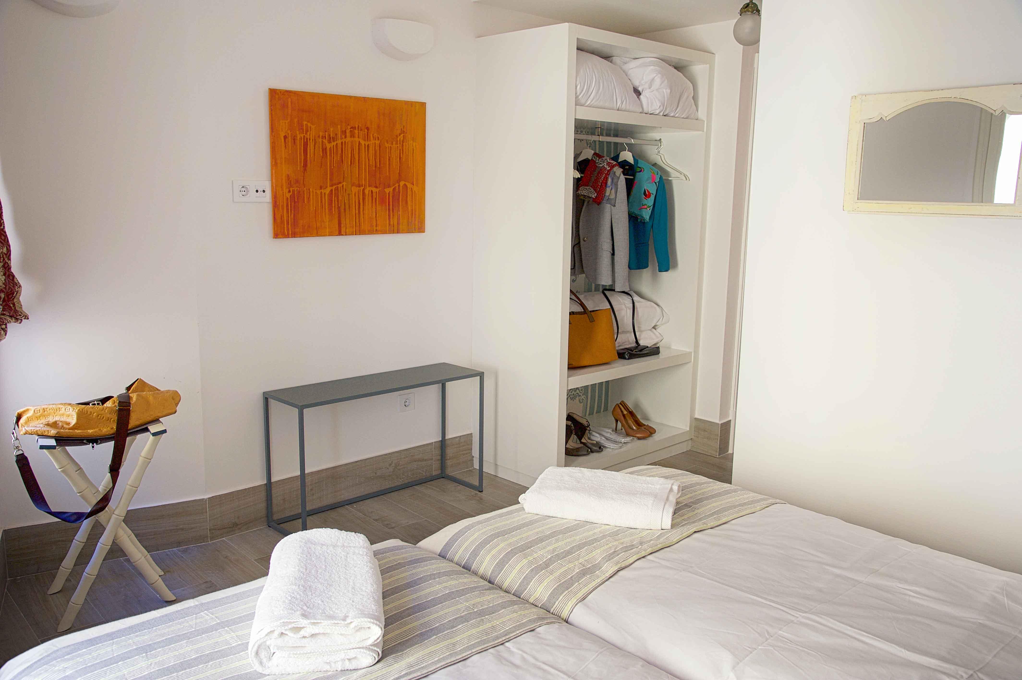 Overland Suites Catedral Севилья Экстерьер фото
