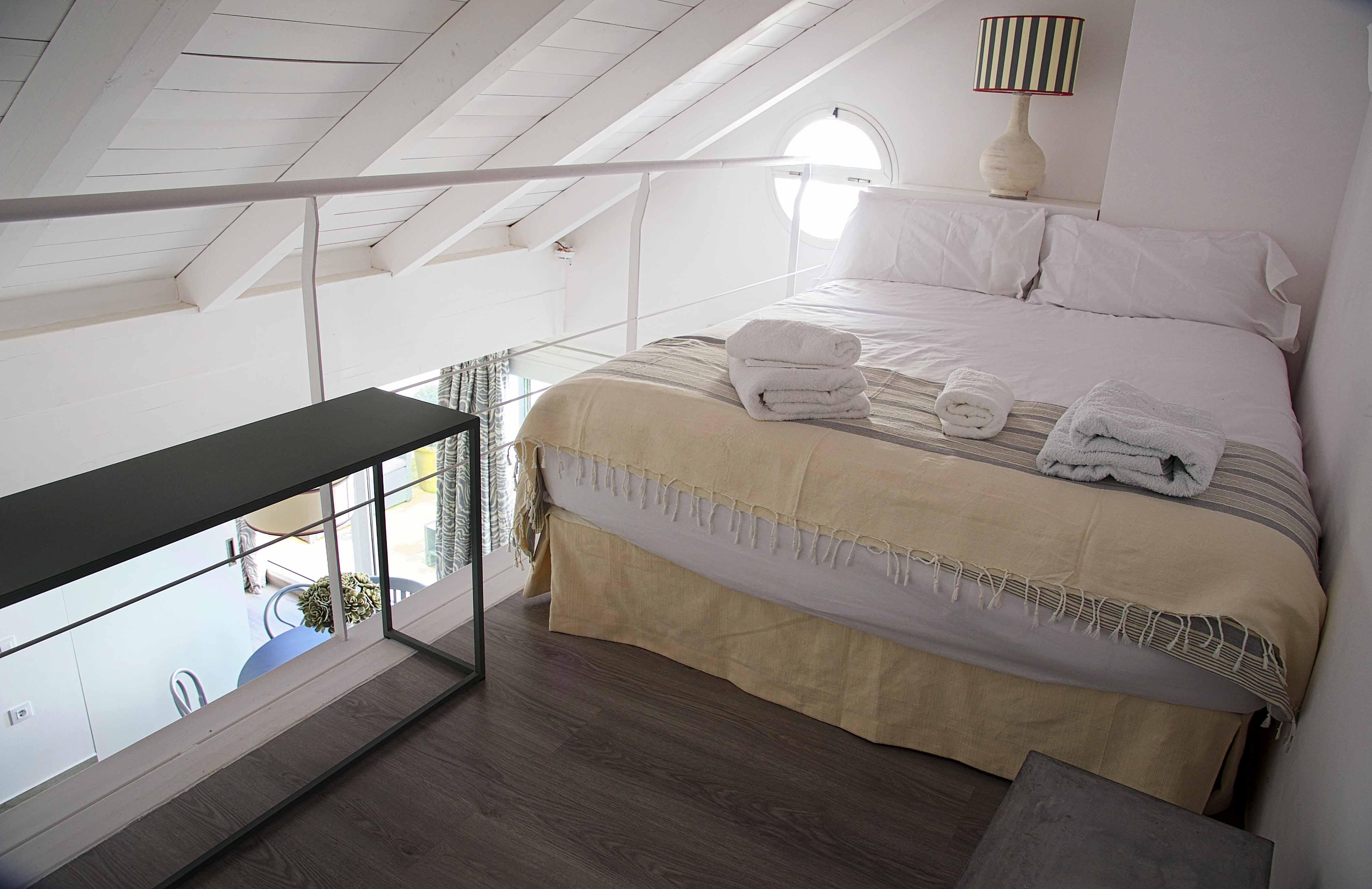 Overland Suites Catedral Севилья Экстерьер фото