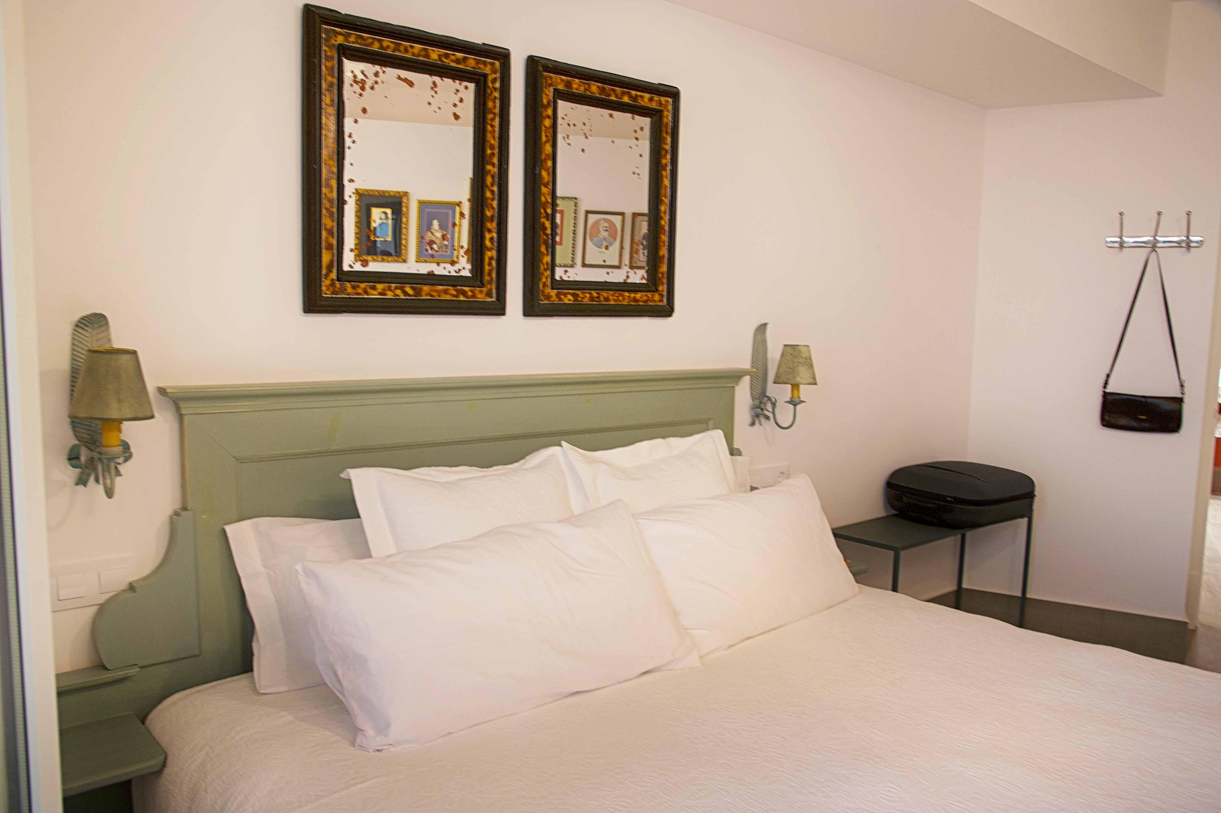Overland Suites Catedral Севилья Экстерьер фото