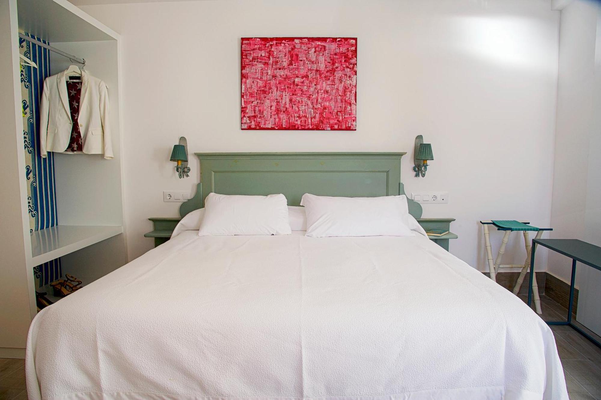 Overland Suites Catedral Севилья Экстерьер фото